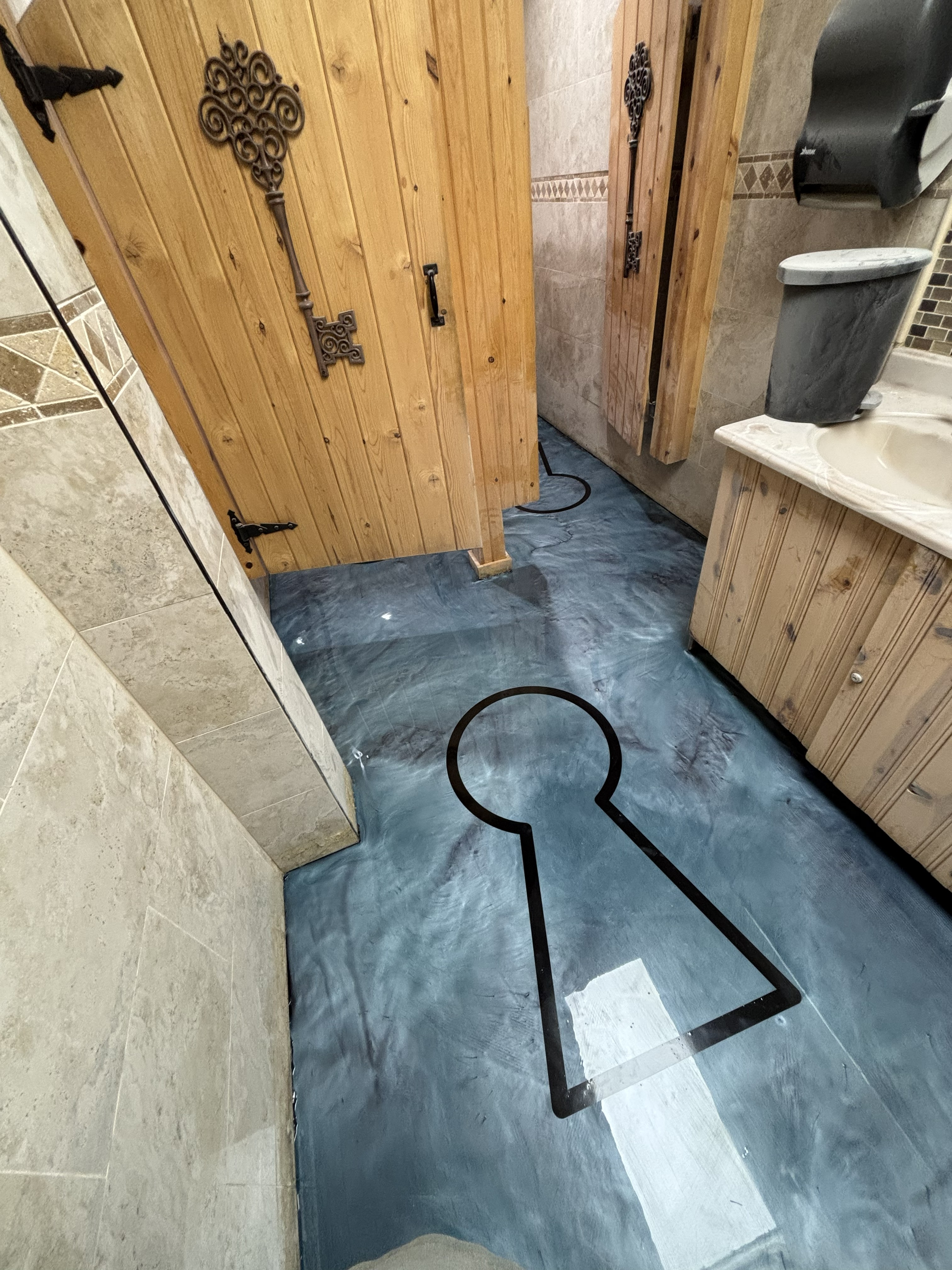 Metallic epoxy commercial floor